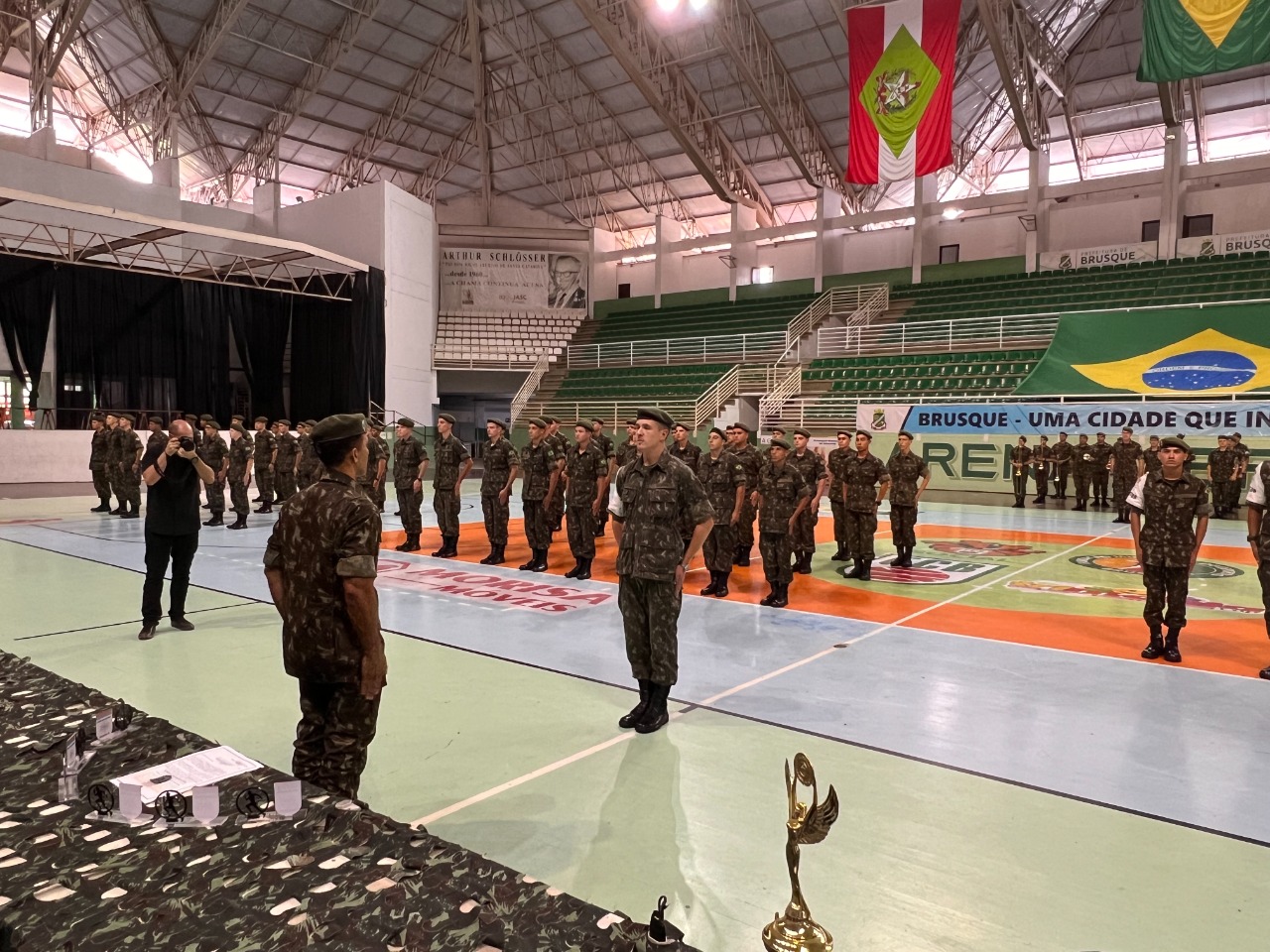 Formatura de desligamento do Tiro de Guerra é realizada Rádio