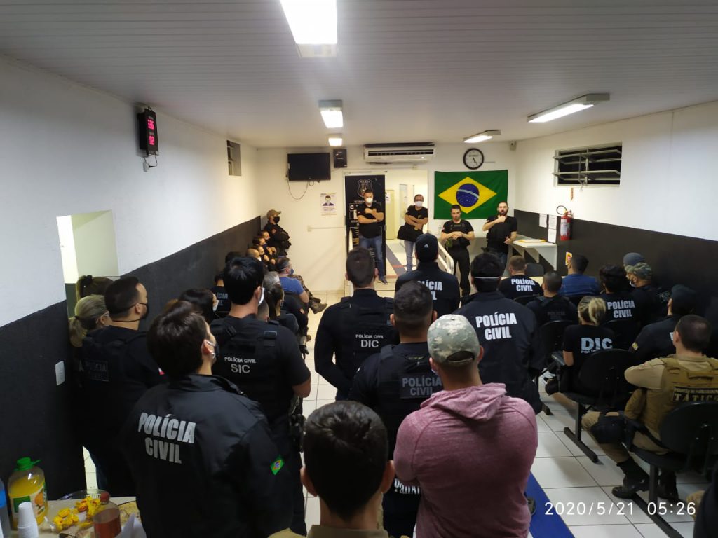 A grande força-tarefa foi empregada para combater o tráfico de drogas em Brusque e região e contou com a participação conjunta de diversas equipes das policias Civil e Militar