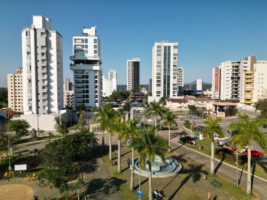 Praça Sesquicentenário; Praça das Bandeiras; Brusque; Cidade de Brusque